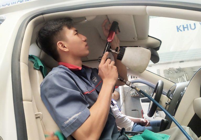 Vệ sinh – Bảo dưỡng nội thất